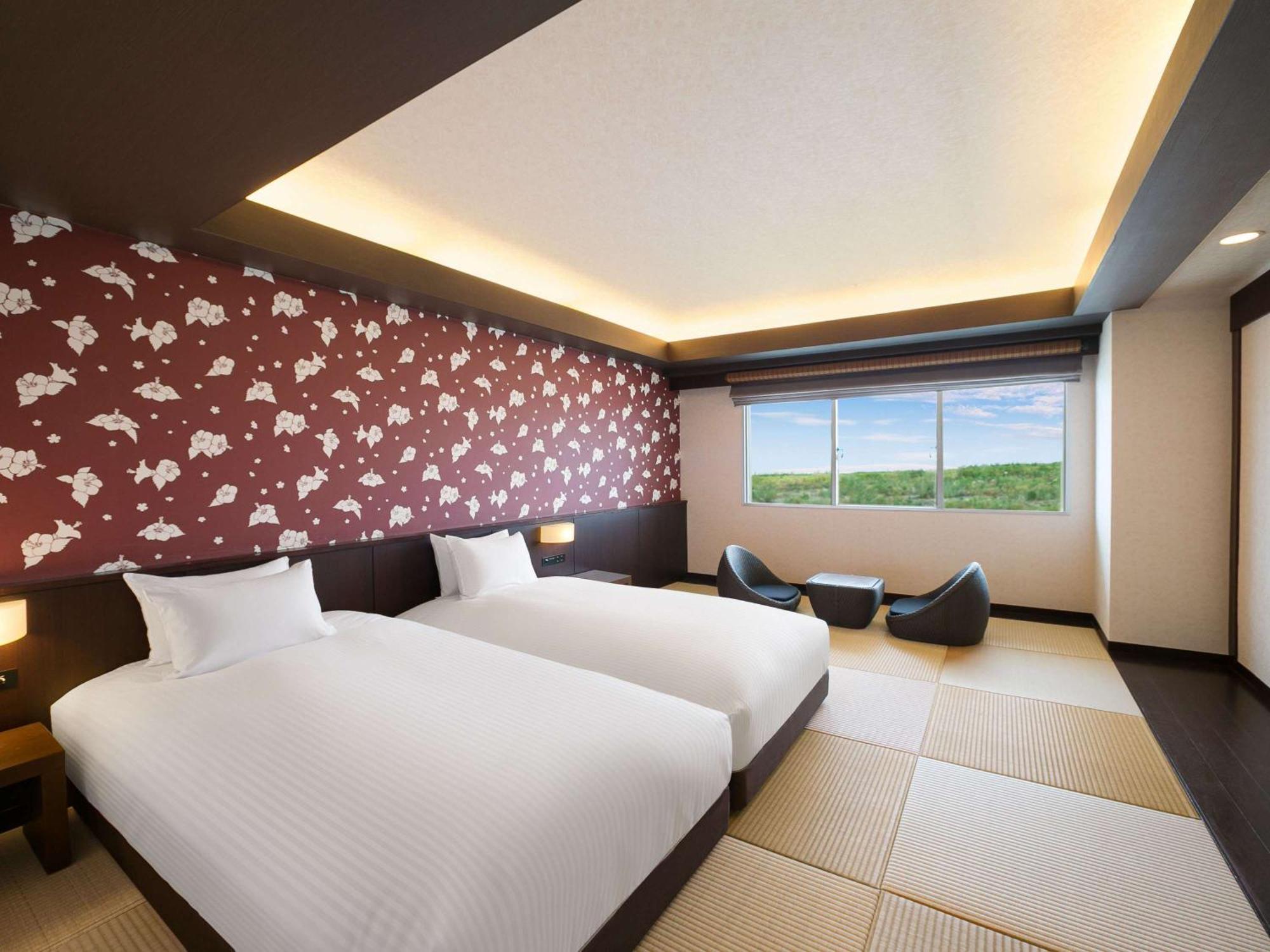 Grand Mercure Okinawa Cape Zanpa Resort Yomitan Exteriör bild