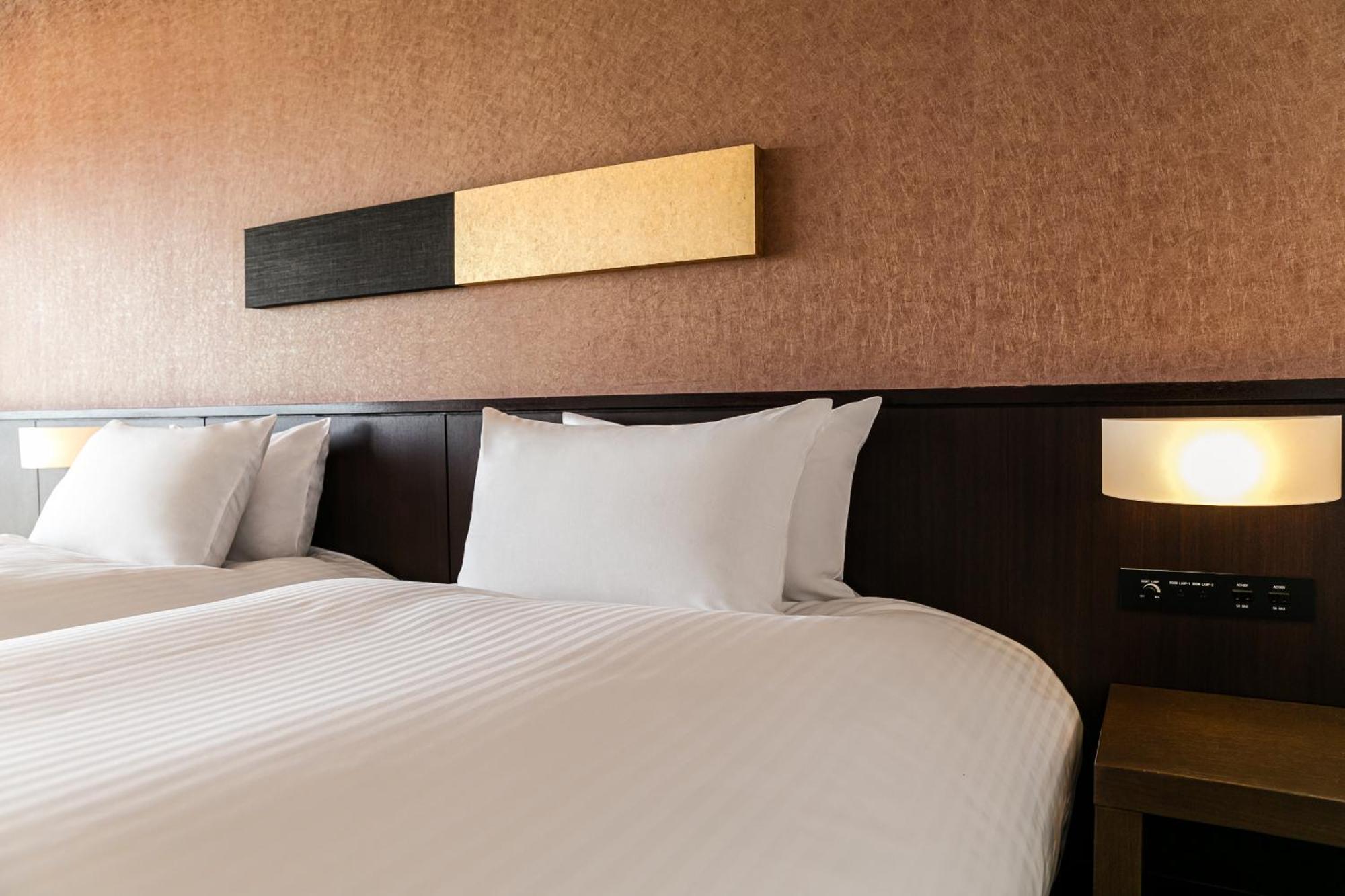 Grand Mercure Okinawa Cape Zanpa Resort Yomitan Exteriör bild